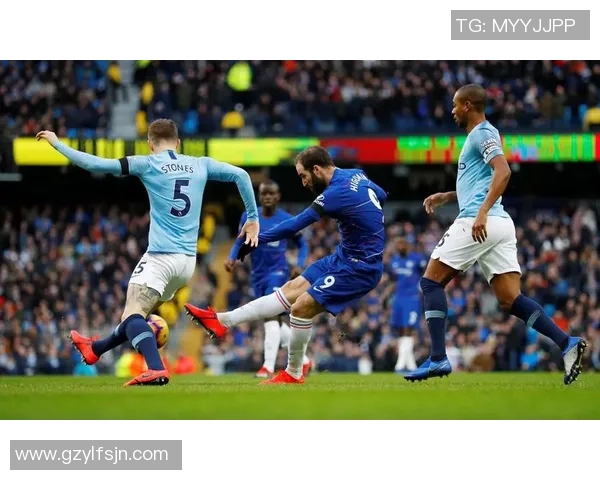 精彩对决足球直播切尔西迎战曼城全方位解析赛事看点与球员表现