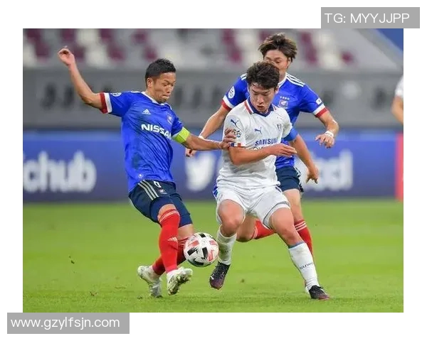 福冈黄蜂迎战新泻天鹅争夺联赛关键三分之战