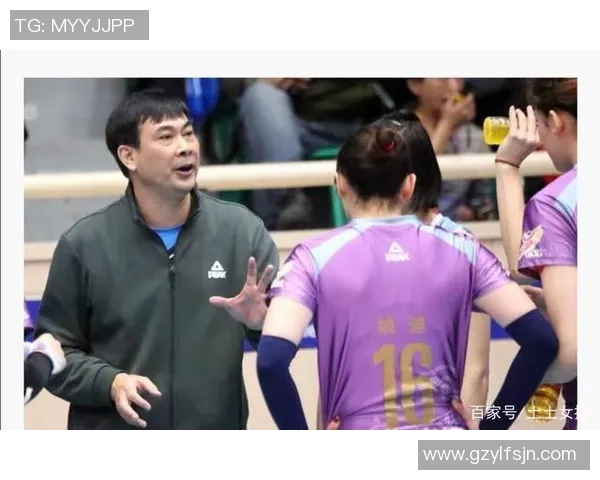 南京与武汉排球队赛后复盘分析团队配合与战术执行的关键因素